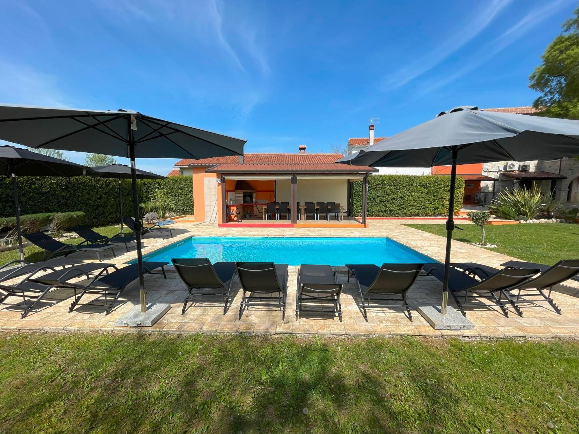 Villa Antonci-18, Pool, 3 Houses, Jacuzzi, Private Territory Antonci  Eksteriør billede